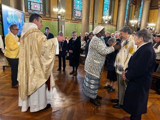 Célébration de la fusion de la Congrégation des sœurs de la Ste Famille avec la Congrégation des sœurs de St Joseph